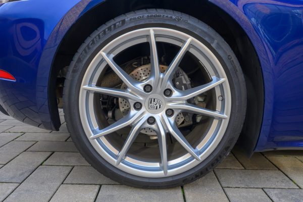 Cayman_enzianblau_00009