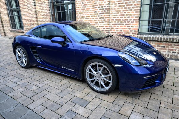 Cayman_enzianblau_00021