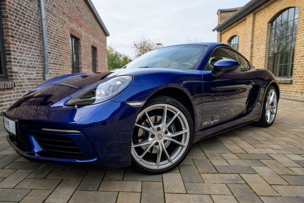 Cayman_enzianblau_00048