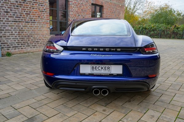 Cayman_enzianblau_00052