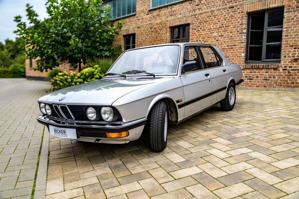 BMW_520i-00017