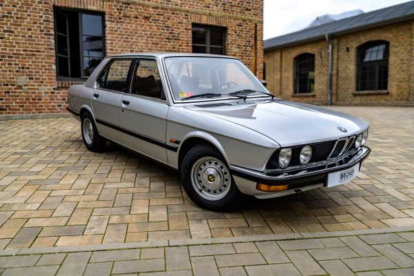 BMW_520i-00018
