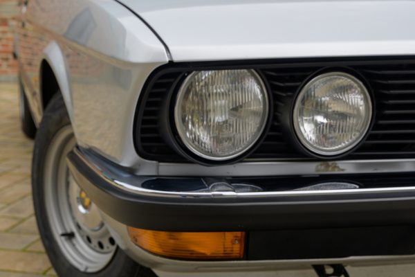 BMW_520i-00027