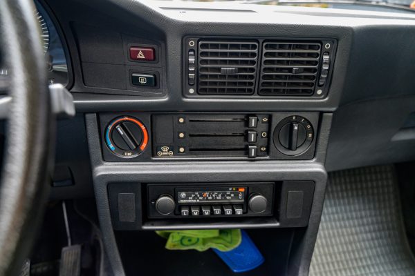 BMW_520i-00040