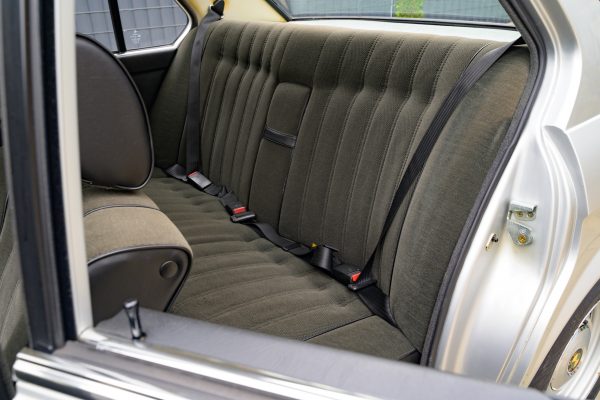 BMW_520i-00052