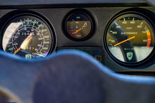 Z8F_2121